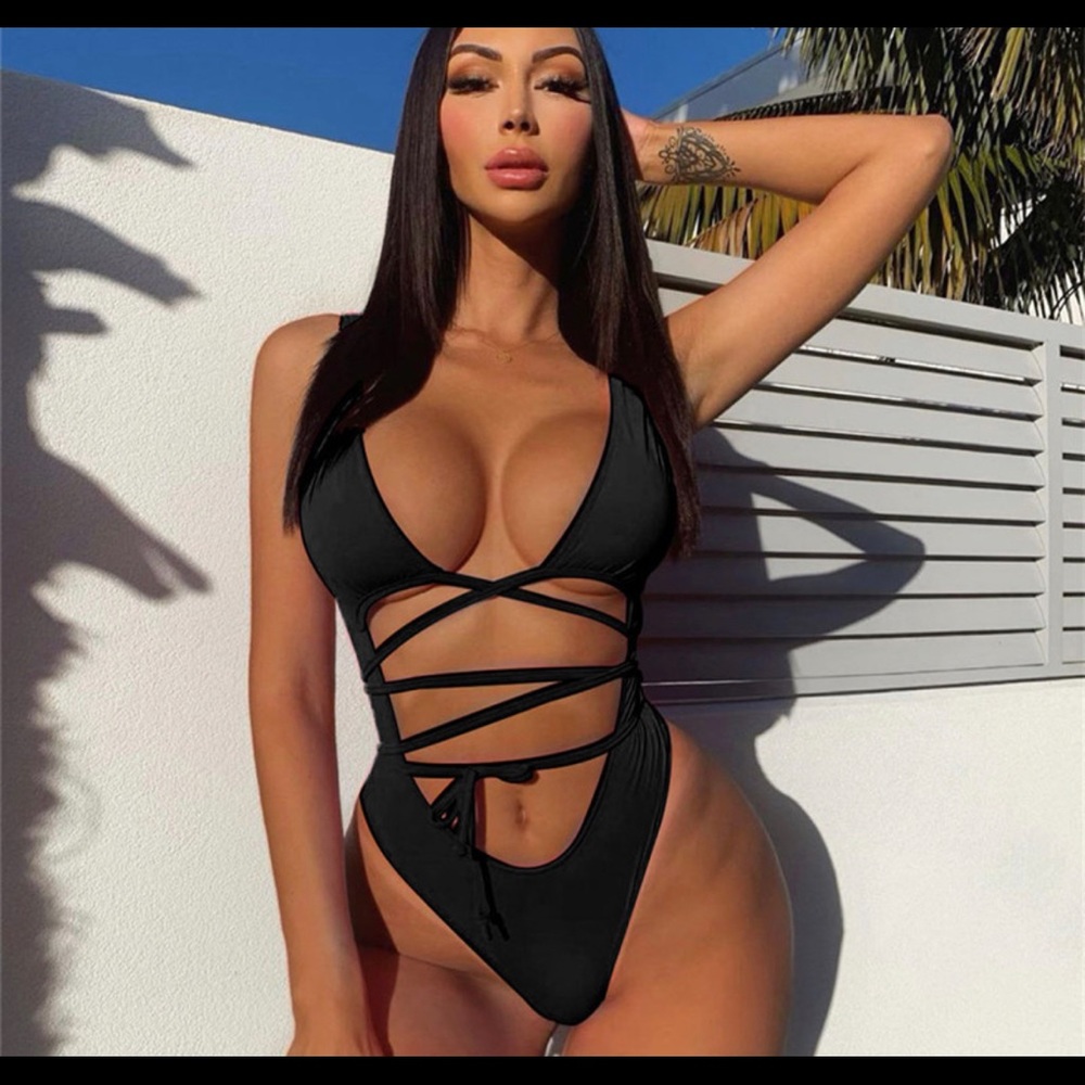 Sexy swimwear